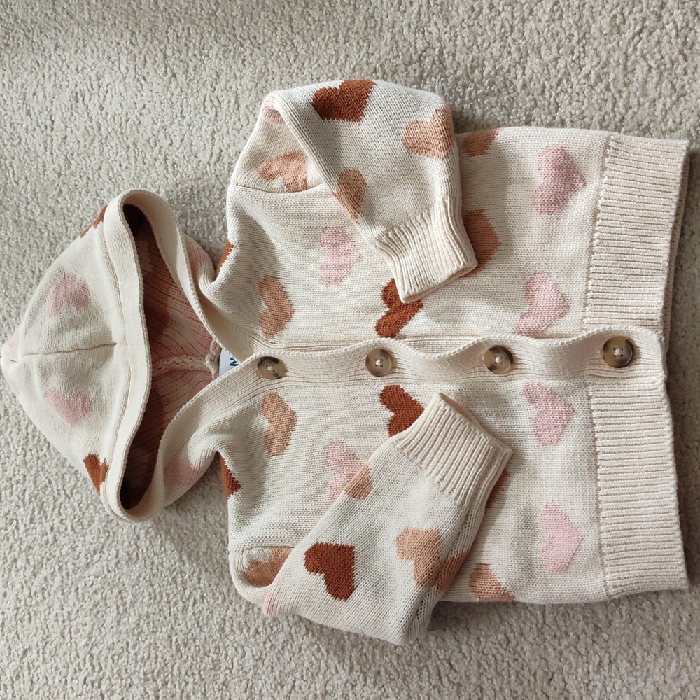 Old navy heart sweater 12/18m